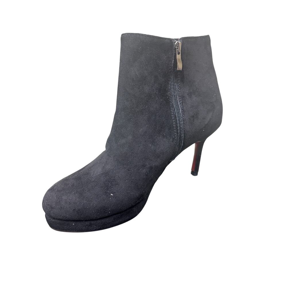 Christian Louboutin Black Red Bottom Bootie Size 10.5 41 Designer Luxury Staple - Picture 3 of 11